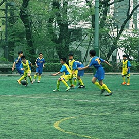 戸山SCは東京都新宿区、中野区を中心に活動する少年サッカーチーム